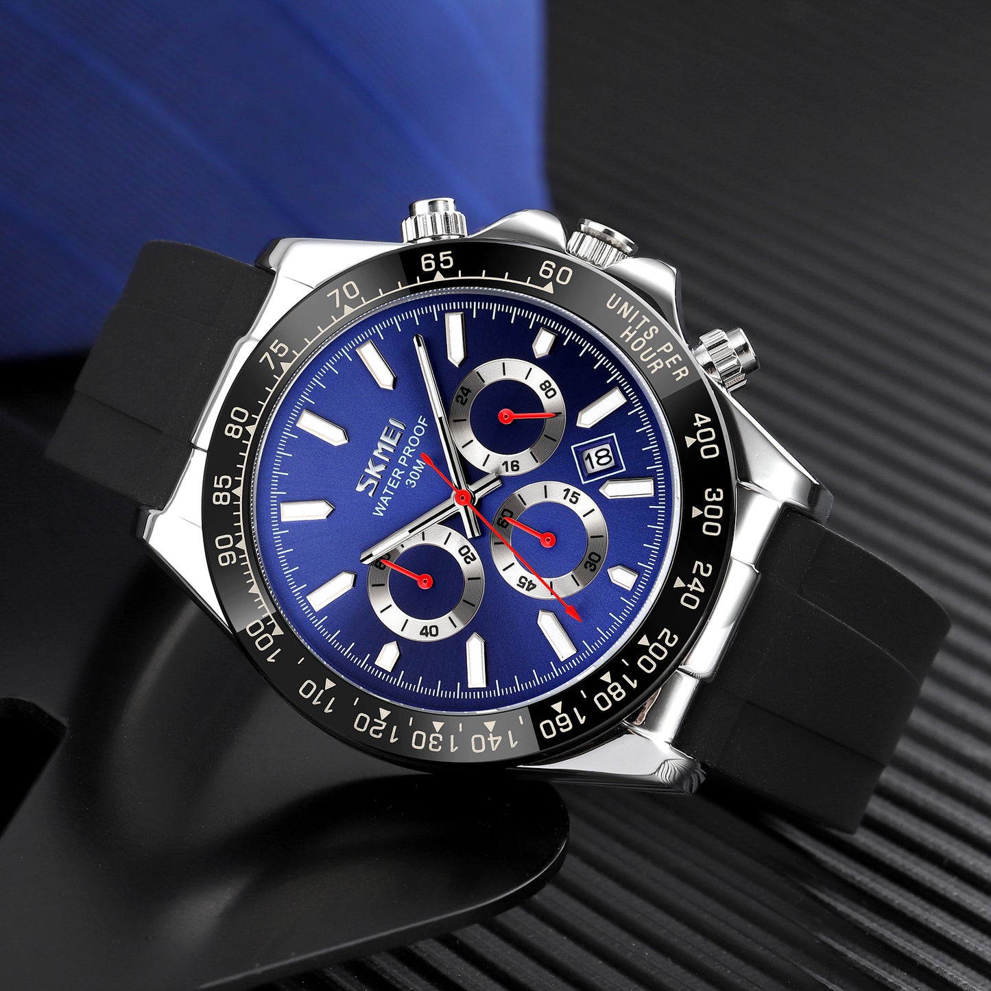 SKMEI 9275 Men’s Business Chronograph Date Display Silicon Strap Quartz watch- Black & Blue
