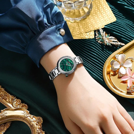 Curren 9089 Trendy Quartz Movement Wristwatch for Women - Silver & Green